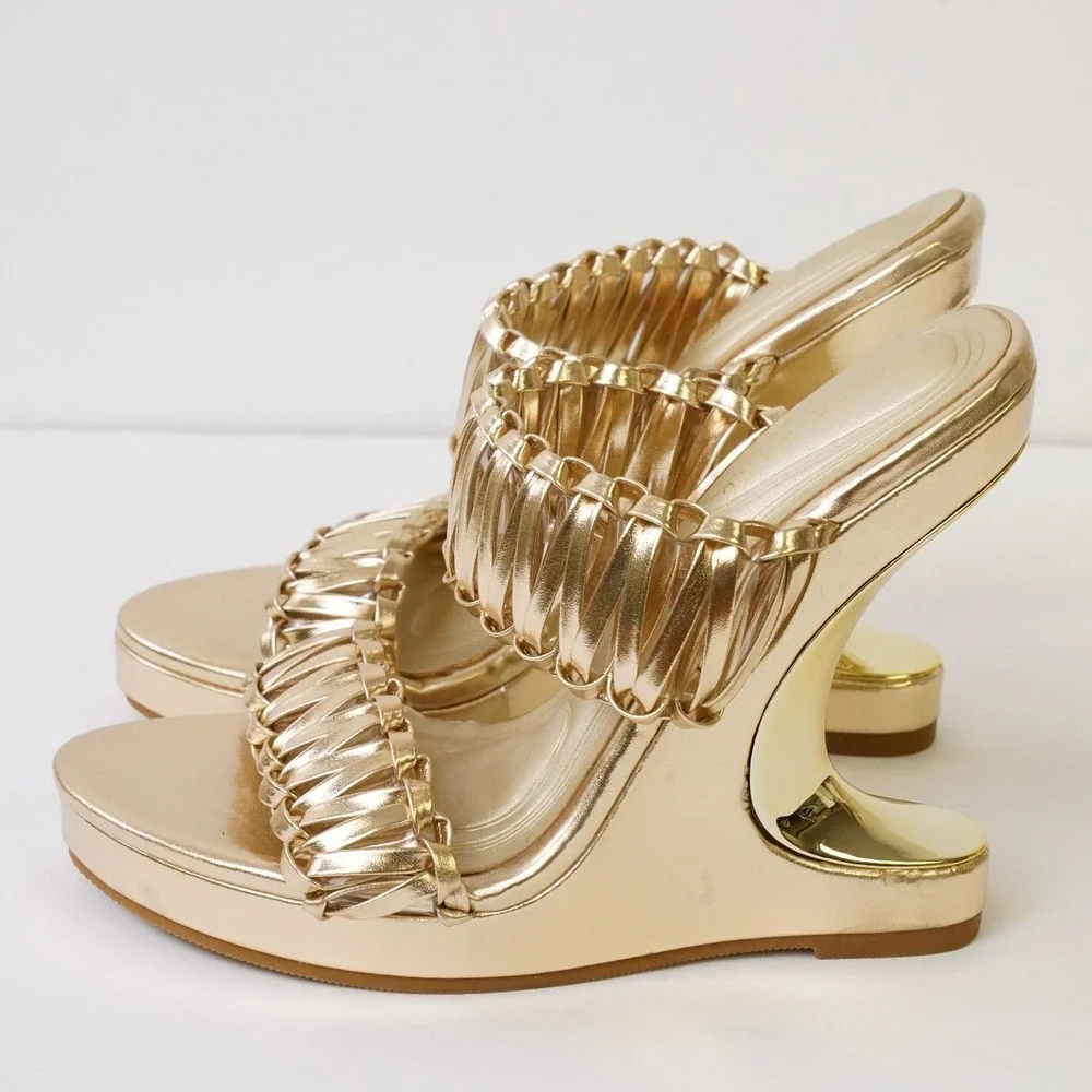 Azalea Wang, Rosamonde Gold Metallic Braided Woven Cutout Wedge Sandals Size 6